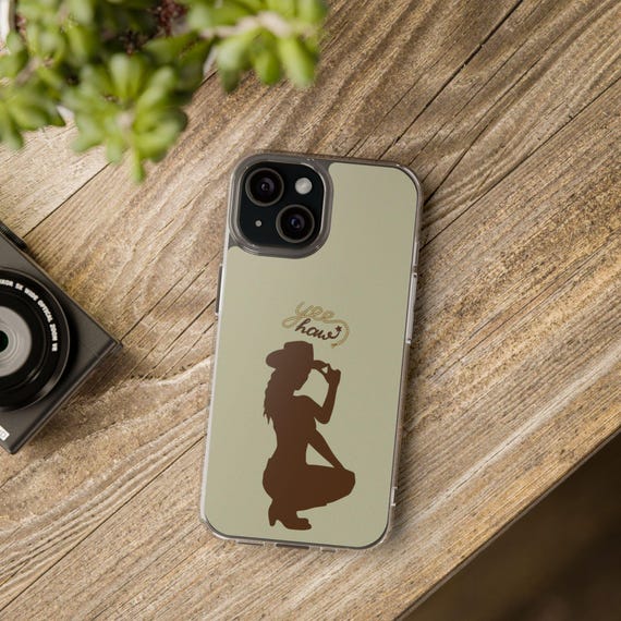 Western Cowgirl Phone Case – Vintage Rodeo Cowboycore Style with Horseshoe & Cow Skull, fits iPhone Samsung Pixel, Country Girl Gift