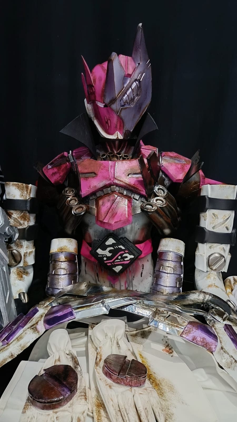 Valvarad Kamen Rider Gotchard Wearable Cosplay Costume Suit
