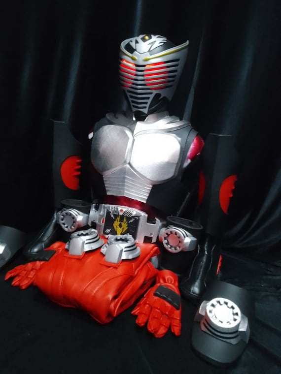 Kamen Rider Ryuki Cosplay Costume: Wearable Tokusatsu Suit
