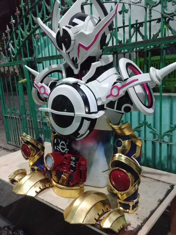 仮面ライダーエボルト ブラックホール：着用可能なコスプレ衣装