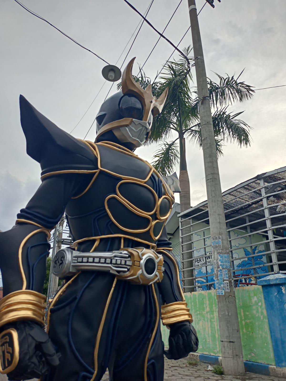 仮面ライダーアルティメットクウガ 着用可能なコスプレ衣装 特撮スーツ