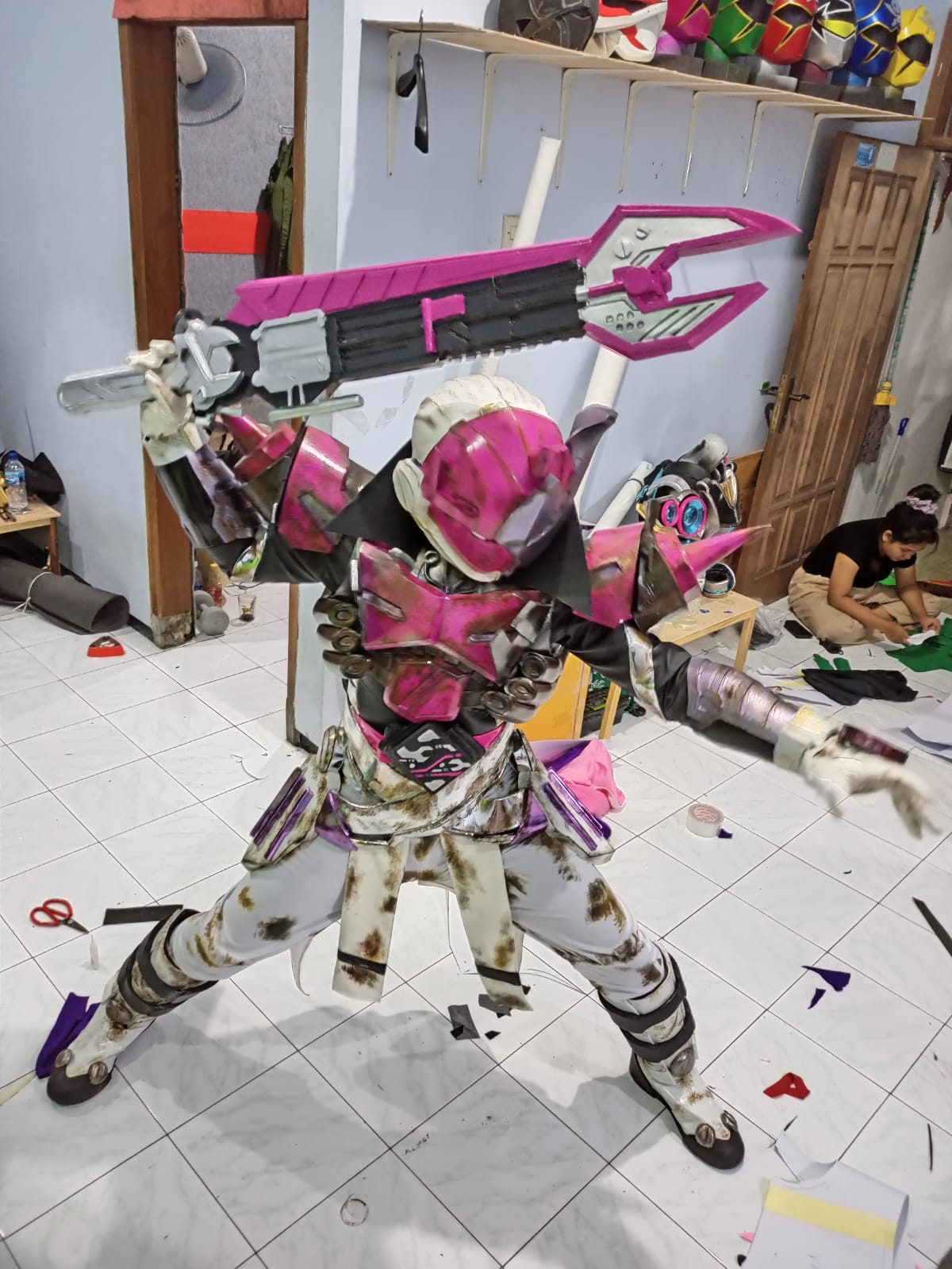 Valvarad Kamen Rider Gotchard Wearable Cosplay Costume Suit