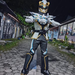 Gozyu Polar Number 1 Sentai Gozyuger Super Sentai Wearable Tokusatsu Cosplay Suit Commision Order