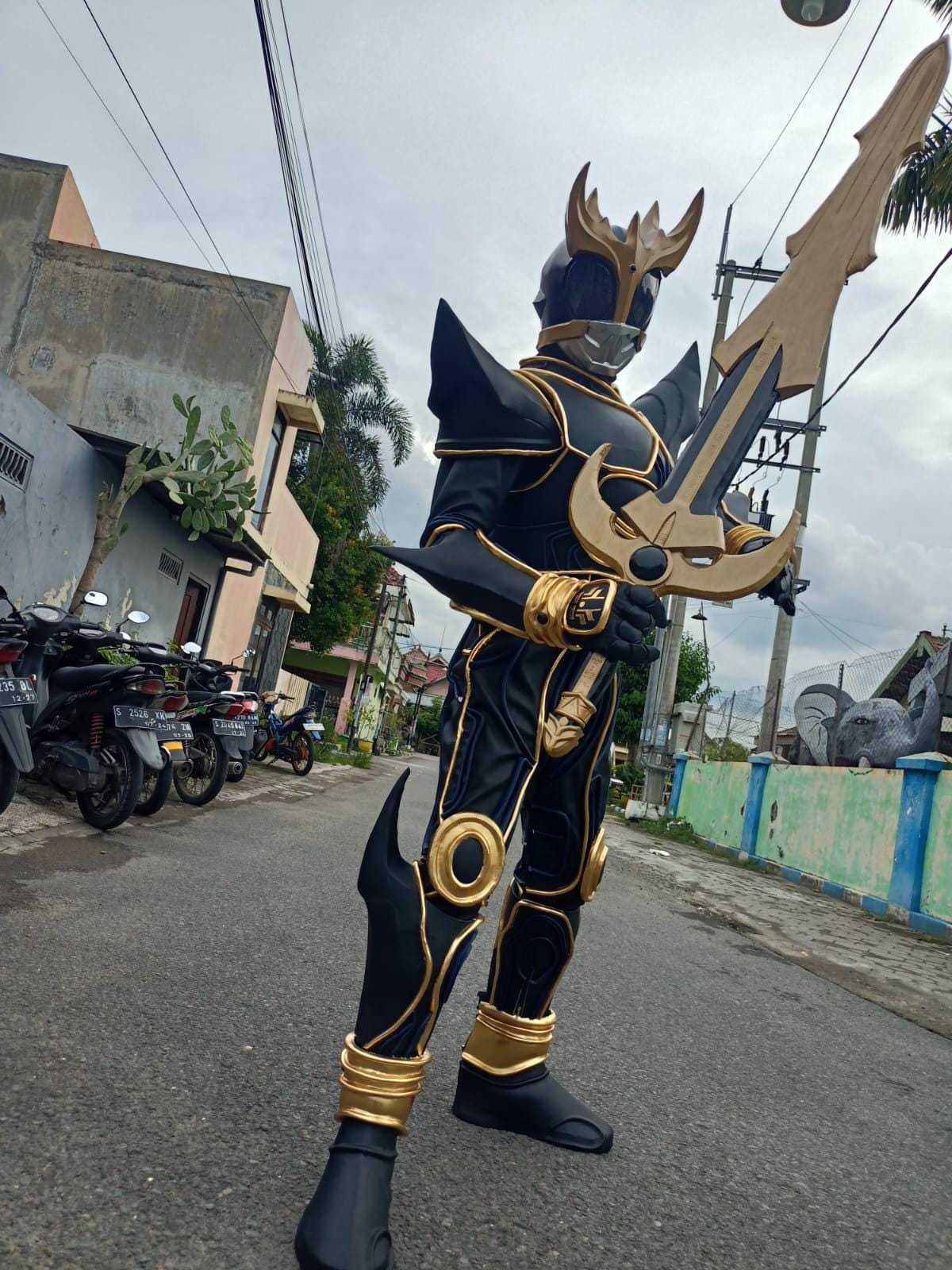 仮面ライダーアルティメットクウガ 着用可能なコスプレ衣装 特撮