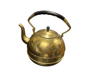 Vintage Hammered Rustic brass tea pot with lid 6"x8"x5" SKU 10-450