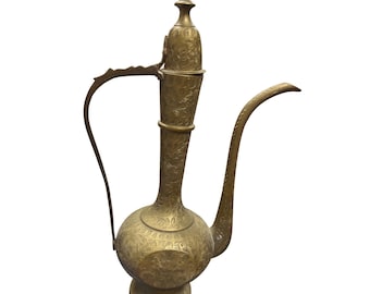 Tetera/cafetera vintage de latón macizo grabado, procedente de Oriente Medio e India, de 33 cm (13"). SKU 10-119