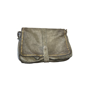 VERA PELLE レザーチェーンショルダーバッグ Limited]VERA PELLE 象さんモチーフ ショルダーバッグ チェーンバッグ