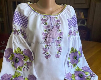 Blusa ucraniana con flores moradas al estilo ucraniano, camisa de lino blanca, fácil de usar, ropa de primavera, boho, ropa de calle, bordado