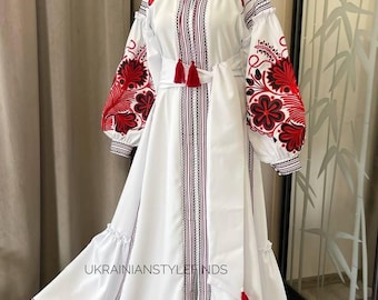 Vestido largo ucraniano con flores rojas bordadas, vestido blanco