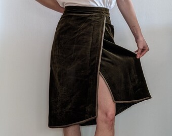 Vintage jaren 1980 kleermakerszacht diepgroen fluwelen rok split aan de voorkant verstelbare sluiting