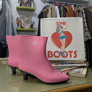 Vintage jaren '70/'80 deadstock Iconische Fiorucci love boots felroze rubberen go go boots met originele doos regenlaarzen eu 38 uk 5 Us 8