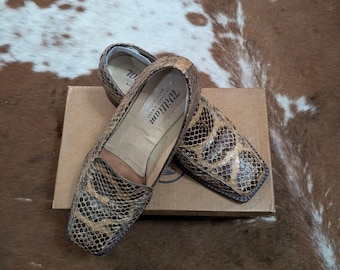 Vintage William Loafer aus den 80er/90er Jahren, italienisches handgefertigtes Schlangenleder, eckige Spitze, niedriger Absatz, Größe EU 38,5, mit Originalkarton