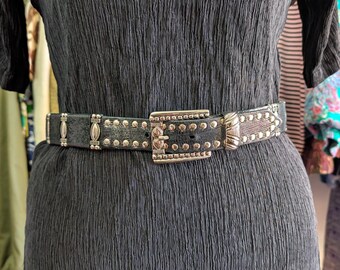 Vintage 80s/90s Nanni Genuine Leather Belt With Silver Studs  display picture 1