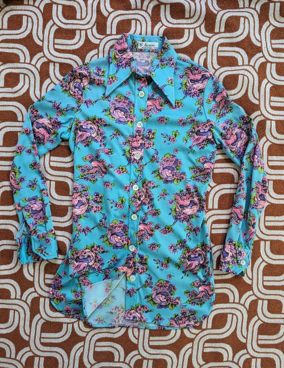 Vintage early 70s pointed collar psychedelic shirt