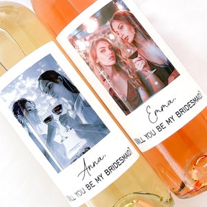 Etiqueta de vinho com foto personalizada Proposta de madrinha Garrafa de vinho/champanhe - Presentes personalizados para proposta de madrinha - Cor ou escala de cinza