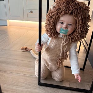 Knitted lion hat and overalls set. Newborn lion outfit. Addult lion hat.One-year knitted lion costume. Halloween costume. baby gift