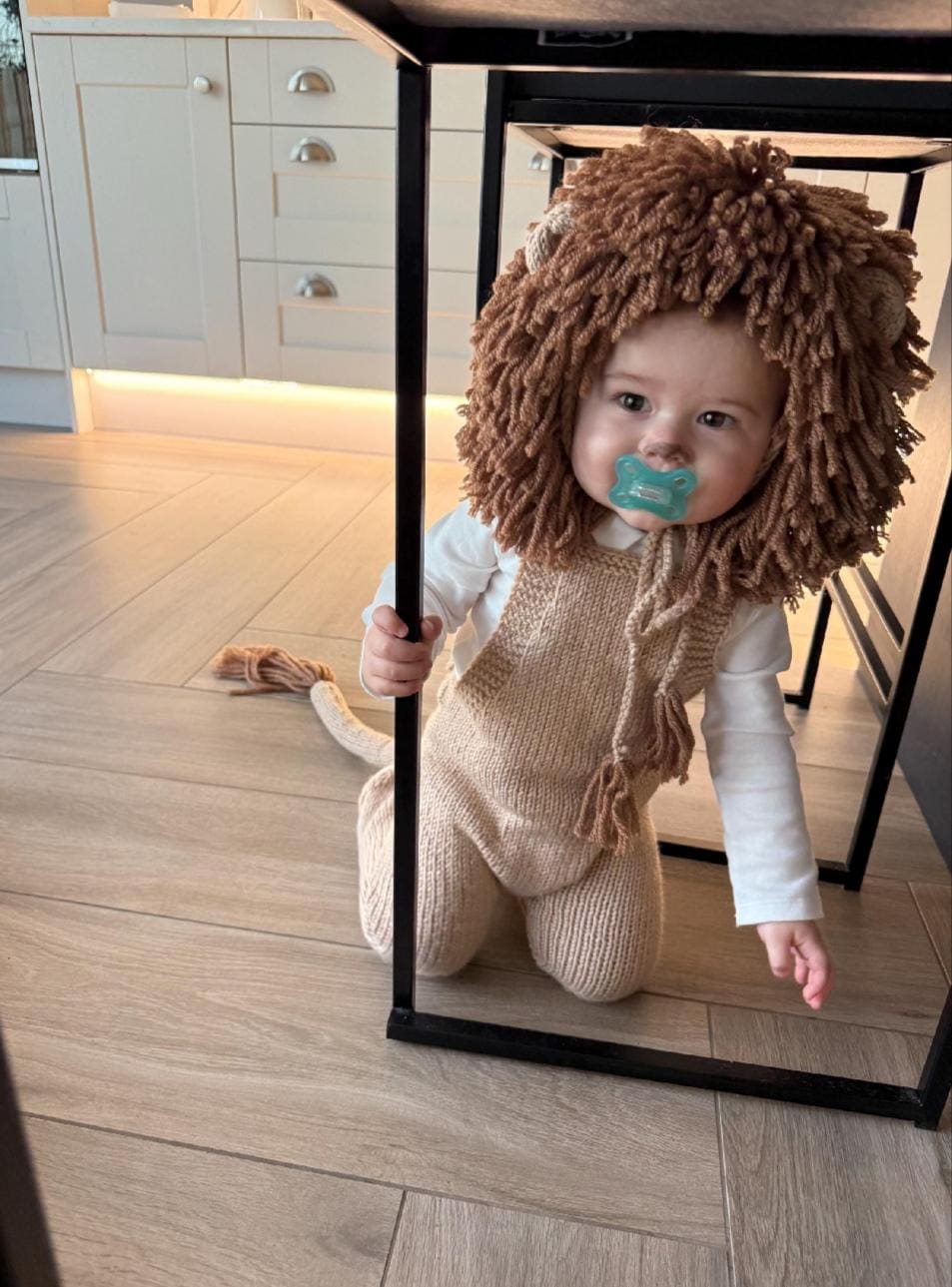 Deluxe Lion Costume For Kids - Faux Fur Mane Hood & Bodysuit For Halloween Safari (2T-4T) - View #11