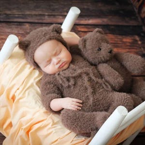 Newborn Knitted  Bear Toy And Romper set ,Newborn Photography Prop, Big Teddy Bear Toy for Baby, Newborn Bear Props, Baby Shooting set