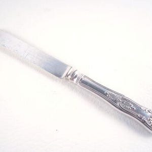 GORHAM社製 KINGSパターン シルバープレートブレード ティー/デザート/朝食用ナイフ 7 1/2インチ