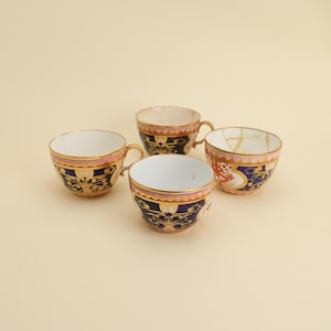 Dollar Pattern 715 av Spode Porslin Set med 4 Bute-koppar med FLAWS Regency