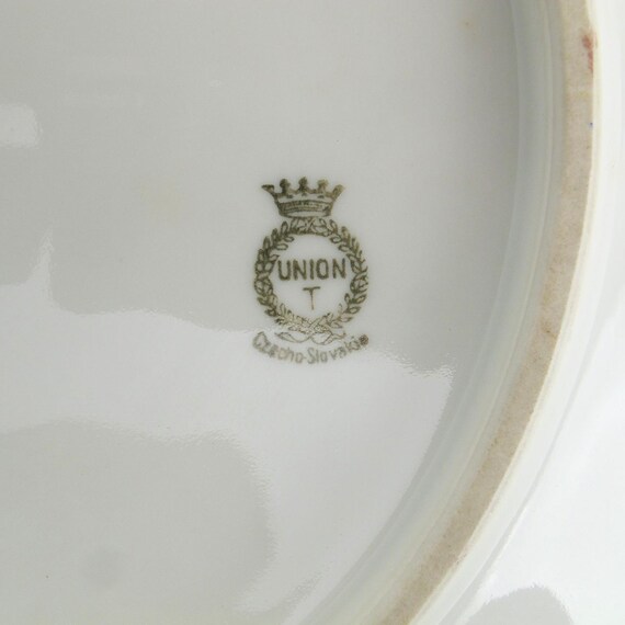 Ernst Wahliss (union T) Porcelain 13 Cobalt Dinner Plate Set