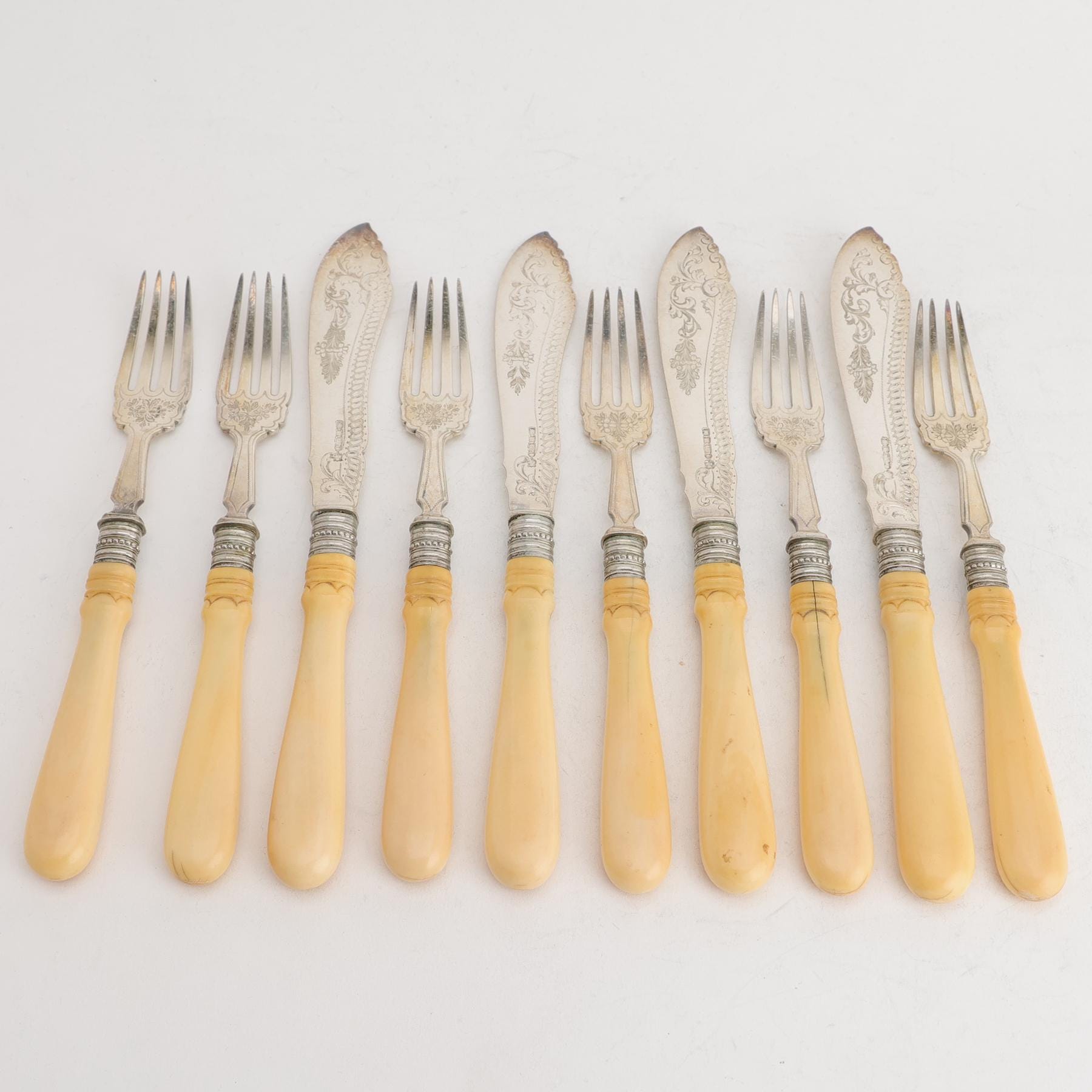 【Martin, Hall & Co】クイーンズパターン グレービーレードル Martin Hall - Etsy