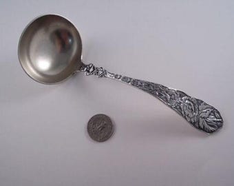 【Martin, Hall & Co】クイーンズパターン グレービーレードル Martin， Hall & Co】クイーンズパターン グレービーレードル