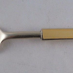 Tenedor de plata de ley y esmalte bicolor de David Andersen