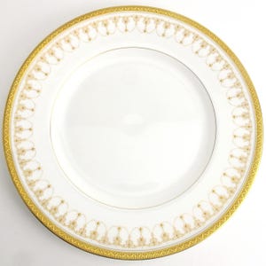 Imperial White (C1730) by Royal Worcester 10 1/2" Dinner Plate(s) Gold Encrusted