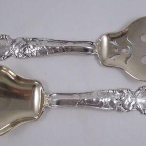 Gorham Sterling Silber Guss 2-teiliges Salatbesteck Traube Kirsche Martele 1905