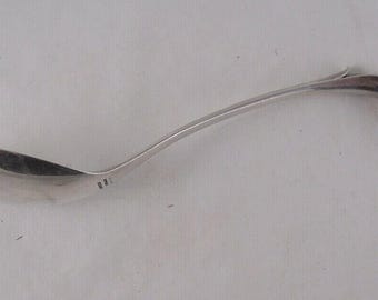 ジョージ ジェンセン 装飾スターリングシルバー サービングスプーン