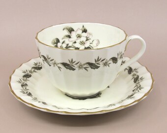 Engadine (Z2155) by Royal Worcester Bone China 2 3/8