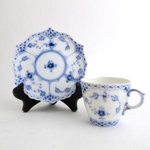 ロイヤルコペンハーゲンのブルーフルーテッドハーフレース8インチミニ