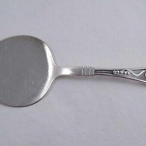 Georg Jensen 830 Silver Grapes Ornamental 72 Tomato Server Old Mark Not Sterling