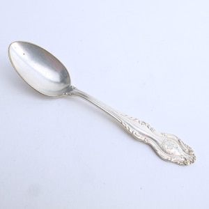Waldorf Astoria Hotel Silver Silverplate 4 3/8&quot; Demitasse Spoon Wreath Mark