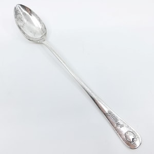 Łyżeczka do mrożonej herbaty Waldorf Inc Lunch System z logo Apple w kolorze srebrnym firmy Oneida