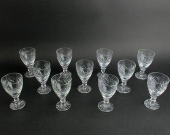 Zestaw kieliszków do sherry lub porto Tutbury Castle firmy Webb Corbett Crystal 11 4 1/8"