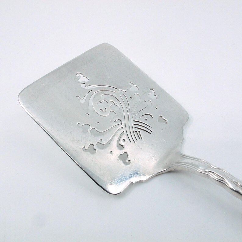 Atlantis / Ailanthus (1899) by Tiffany Sterling 8 7/8" Waffelheber Mono "G" Bild 3