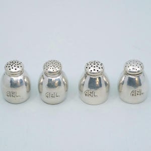 Kalo Sterling Set 4 Hammered Salt & Pepper Shakers Handwrought Applied Mono AEL