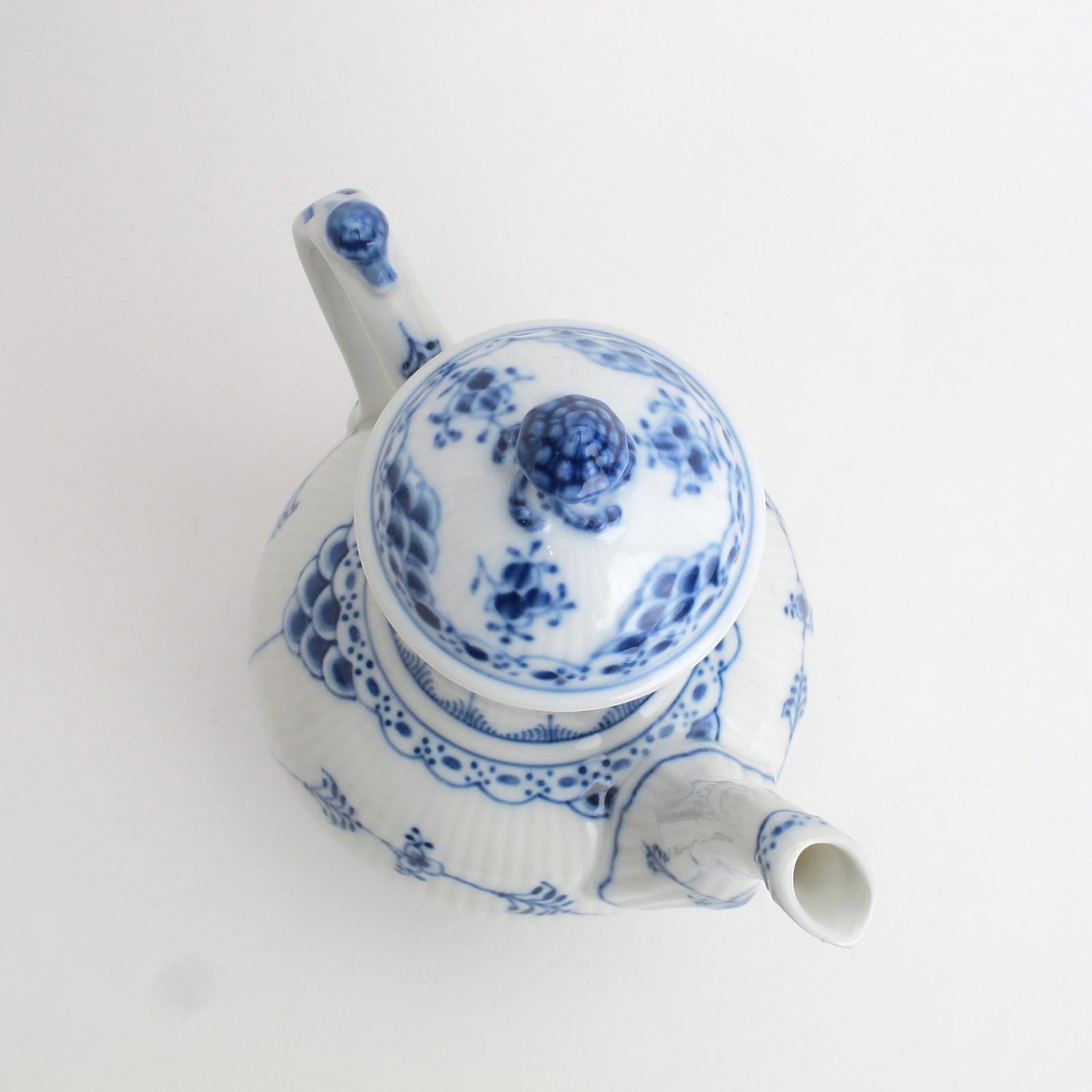 ロイヤルコペンハーゲンのブルーフルーテッドハーフレース8インチミニ