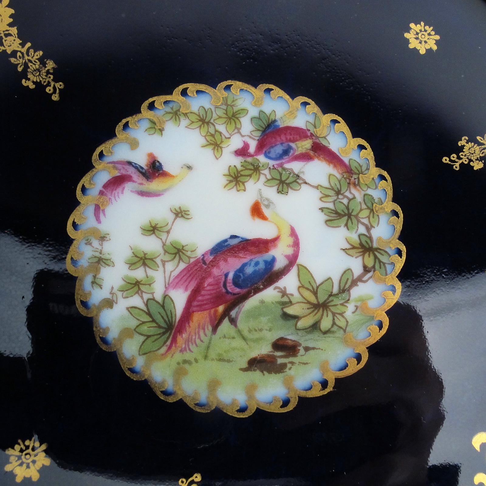 Ernst Wahliss (union T) Porcelain 13 Cobalt Dinner Plate Set