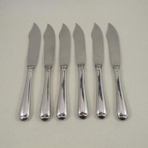 Juego de 6 cuchillos para pescado Old Guilford by Wallace Silverplate EP con punta en el dorso.