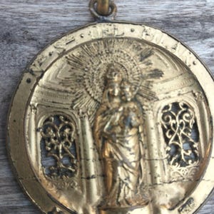 Old medal of Our Lady of Pilar from the beginning of the 20th century, marked 1912/ Sanctuary of Our Lady of Pilar/Old Spanish medal Virgin
