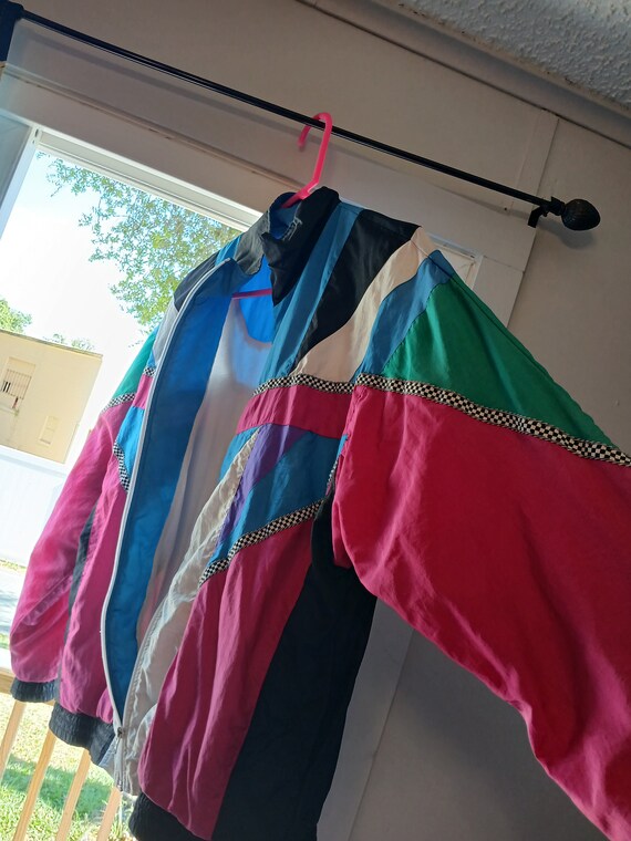 1980s Womans multi colored,  bomber, windbreaker,… - image 2