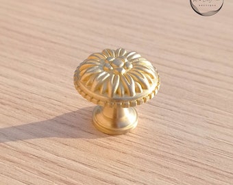 Unlacquered Brass Knob, Vintage Brass Door Handle, Contemporary Drawer Pull, Modern Cabinet Handle, Drawer Storage