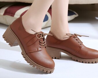 women leather shoes for women spring new retro chunky shoes for women Korean version of the student flat shoes medium heels.