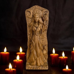 Hecate Statue Hekate Goddess Hecate Goddess of Magic Hecate Magic Witch Goddess Hekate Statue Hecate Greek Goddess of Witchcraft Necromancy