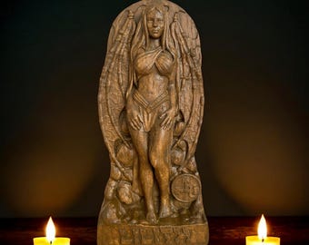 Lilith Statue Ishtar Inanna Wood Carved Astaroth Statue Sumerian Wiccan Goddess of Feminine Wisdom Pagan Goddess Wicca Altar Witches Occult