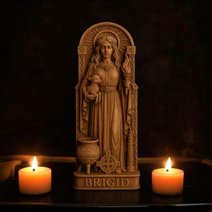 Brigid Statue Goddess Brigid Wood Altar Brigid Irish God Tuatha De Danann Celtic Goddess Irish Mythology Statuette Celtic Altar Сeltic Gift