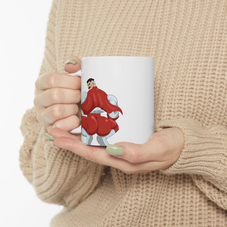 Taza con meme invencible de Thicc Omniman, divertida, tendencia, regalo moderno, tonto, café desquiciado, peculiar, arte minimalista personalizado, decoración única para el hogar personalizada imagen 4